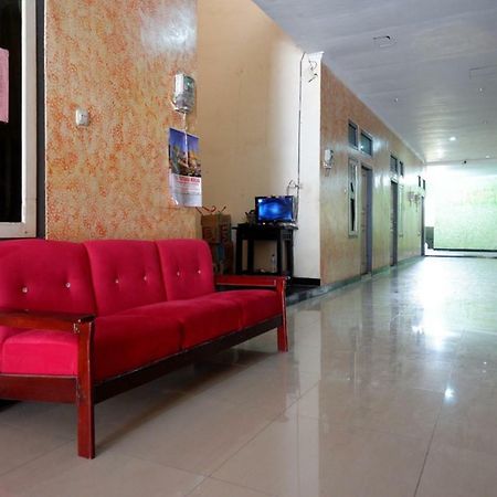 Reddoorz Near Gor Wisanggeni Hotel Тегал Екстериор снимка