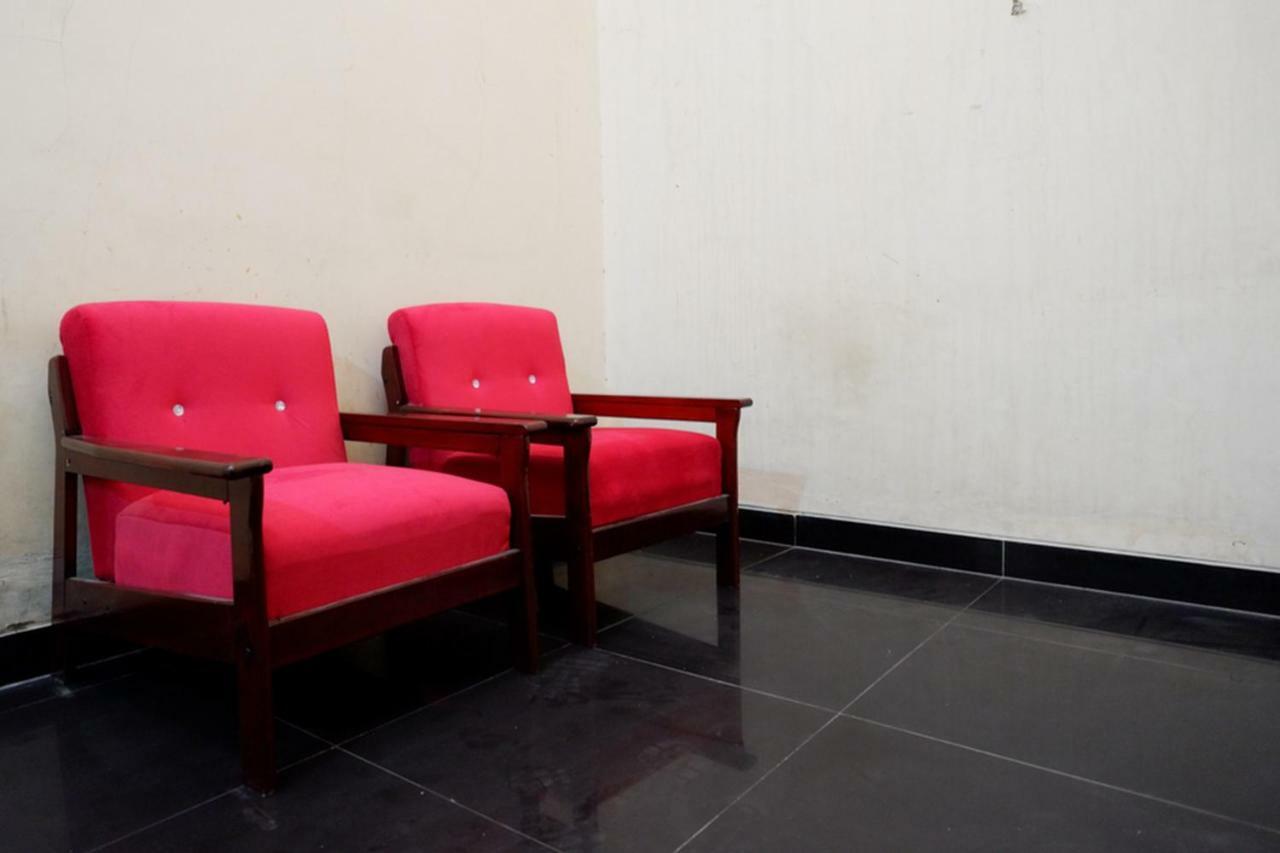 Reddoorz Near Gor Wisanggeni Hotel Тегал Екстериор снимка